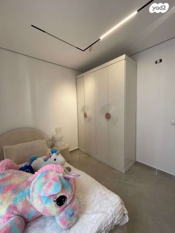 דירה, משה רינת 26, קרית רבין, חולון