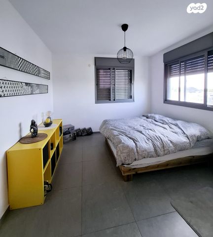 דירה, אהבת אדם, שרונה, כפר יונה