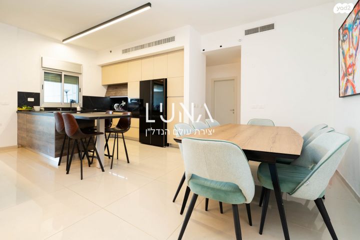 דירה, נתן יונתן, נתניה