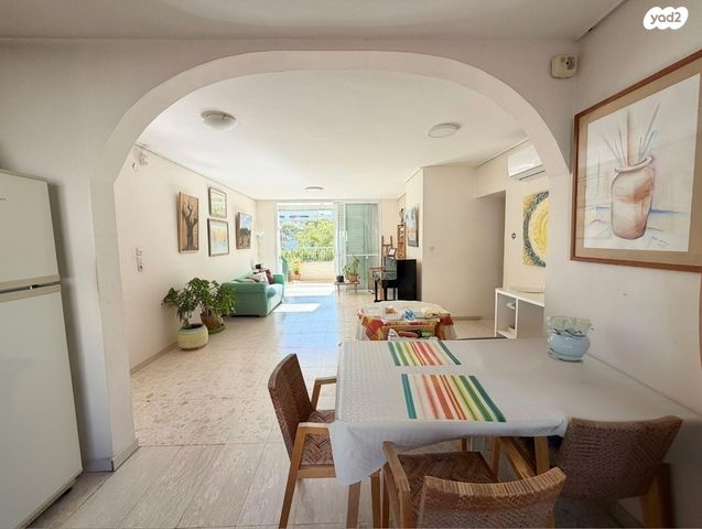 דירה, הנשר, לב הפארק, רעננה