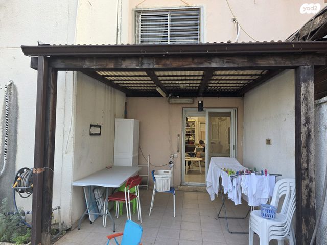 דירת גן, בית אריה / עופרים