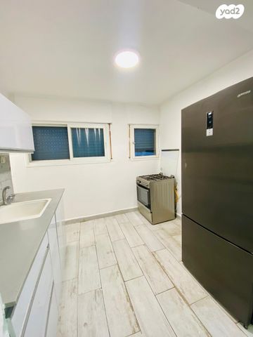 קיבוץ גלויות 