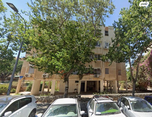 אלברט קיוסו 