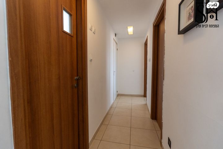 דירה, חתני פרס ישראל, באר יעקב