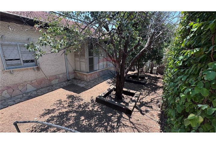 בית פרטי/ קוטג', הל"ה 37, רמת החייל, תל אביב יפו