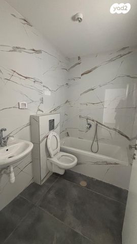 דירת גן, מבוא הדודאים, רובע ח', אשדוד