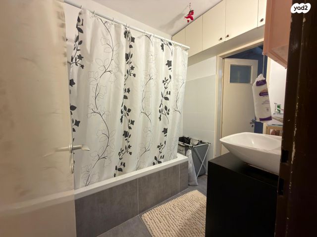 דירה, פסח חברוני, קרית היובל, ירושלים