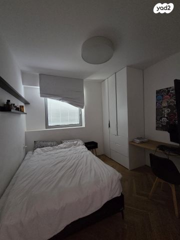 דירה, ניסים אלוני, צמרות איילון, פארק צמרת, תל אביב יפו