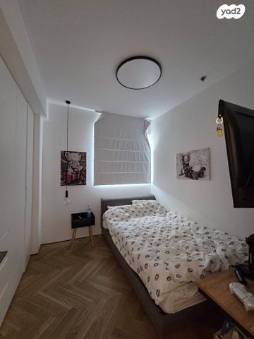 דירה, ניסים אלוני, צמרות איילון, פארק צמרת, תל אביב יפו