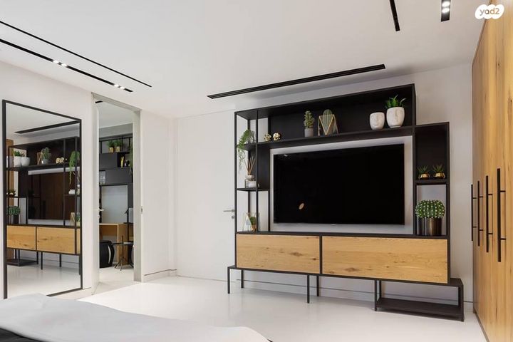 דירה, ניסים אלוני, צמרות איילון, פארק צמרת, תל אביב יפו