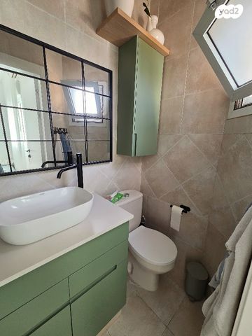 גג/ פנטהאוז, יצחק כושי עפגין 3, רח' הנשיא צפון, חדרה