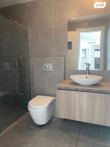 דירה, יהודה מרגוזה 7, צפון יפו, המושבה האמריקאית-גרמנית, תל אביב יפו