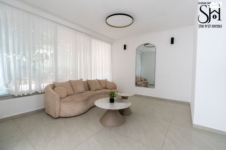 דירה, חתני פרס ישראל, באר יעקב