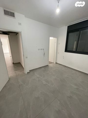 דירה, נווה שרון / שער העיר, נתיבות