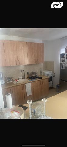 דירה, שטרית, שיכון ב, טבריה