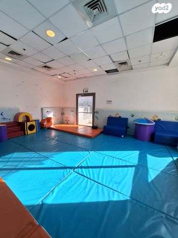 דירה, אהבת אדם, שרונה, כפר יונה