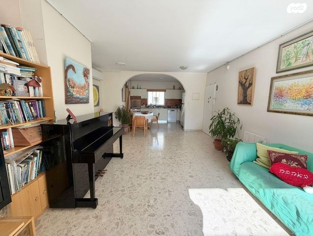 דירה, הנשר, לב הפארק, רעננה