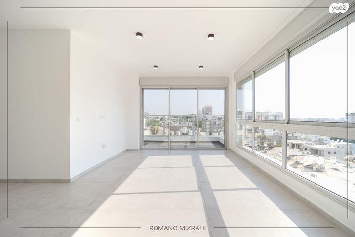 דירה, ההגנה, גבעת הרמבם, גבעתיים