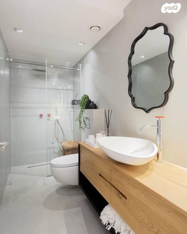 דירה, ניסים אלוני, צמרות איילון, פארק צמרת, תל אביב יפו