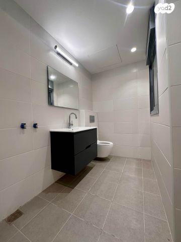 דירת גן, קרית שלום, תל אביב יפו