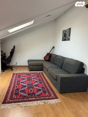 דופלקס, תמר, אורות, אור עקיבא