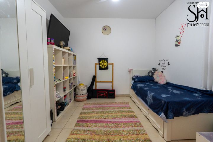 דירה, חתני פרס ישראל, באר יעקב