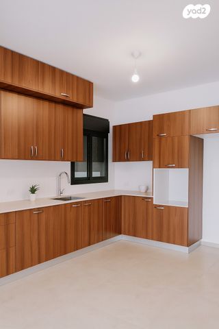 דירה, חולית, שאר העיר, כפר ורדים