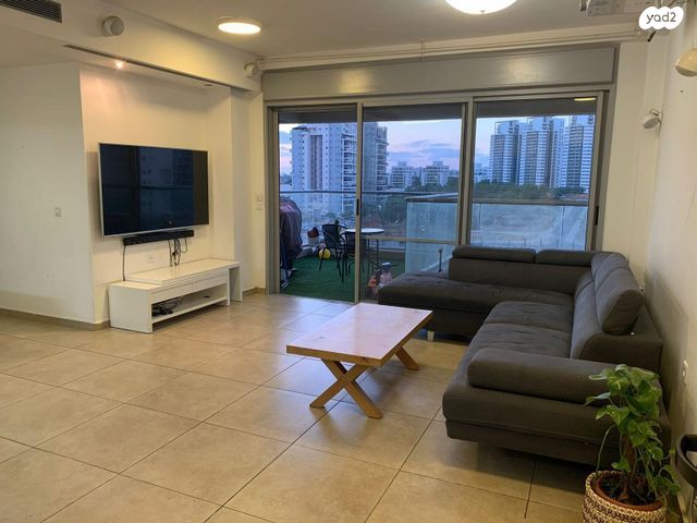 דירה, שדרות האלונים, באר יעקב