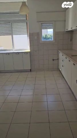 דירה, דרך עכו חיפה 64, קרית ביאליק