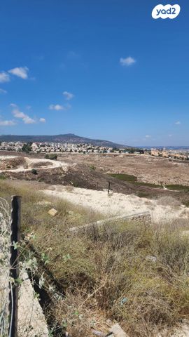 מגרשים, עין העמק