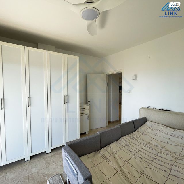 דירה, הרב זרביב 9, טירת כרמל