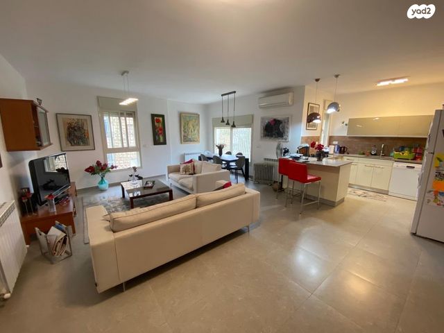 דירה, החלוץ, בית הכרם, רמת בית הכרם, ירושלים