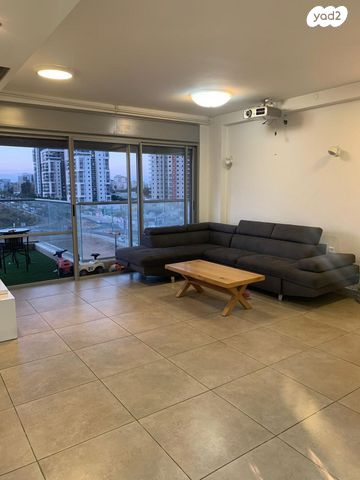 שדרות האלונים 