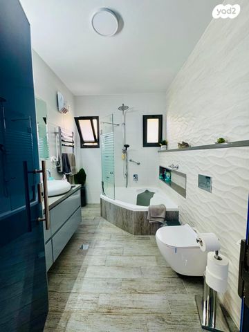 בית פרטי/ קוטג', פרוד