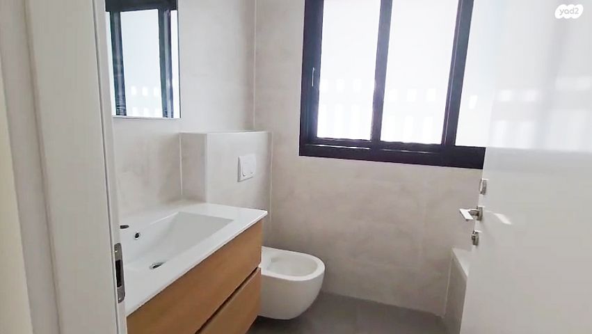 דירת גן, בבלי, תל אביב יפו