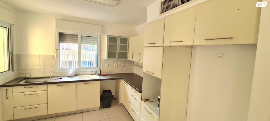 דירת גן, דרך מנחם בגין, מוריה, מודיעין מכבים רעות