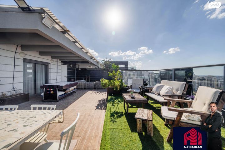 גג/ פנטהאוז, שדרות הרב משה שמואל שפירא, פארק המושבה, באר יעקב