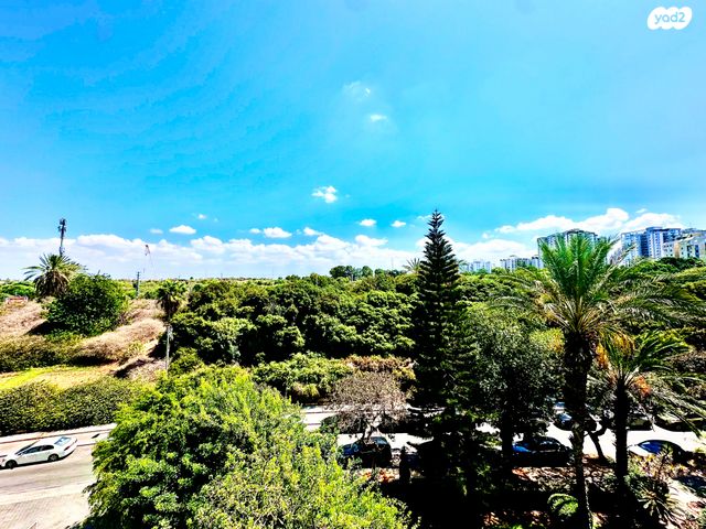 אורי צבי גרינברג 