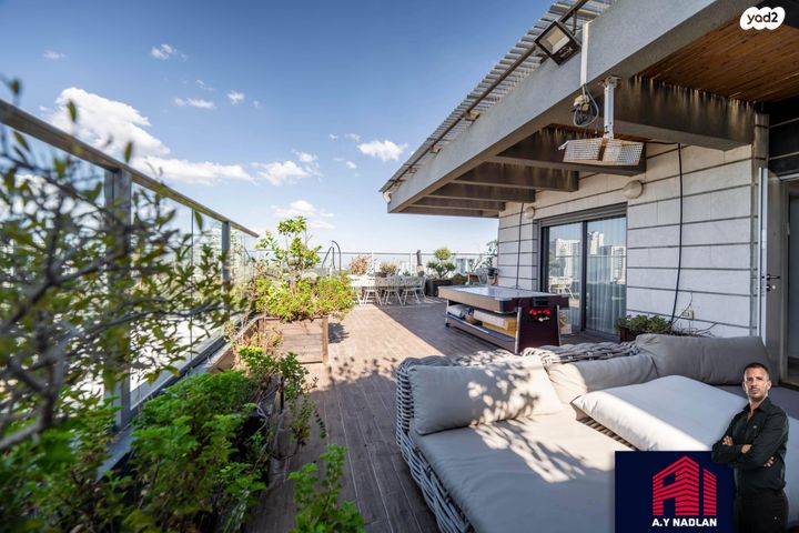 גג/ פנטהאוז, שדרות הרב משה שמואל שפירא, פארק המושבה, באר יעקב