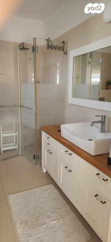 דו משפחתי, רמת ישי