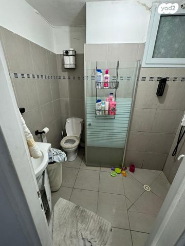 דירה, המעפילים, תל גיבורים, חולון