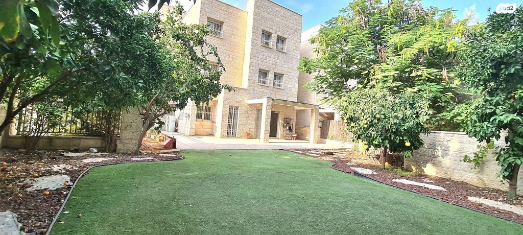 דירת גן, דרך מנחם בגין, מוריה, מודיעין מכבים רעות