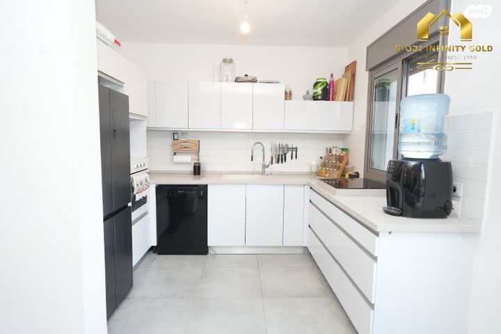 דירת גן, שוהם, אבני חן, חריש