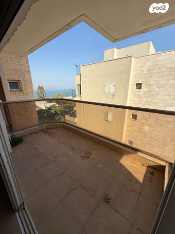 דירה, גולדה מאיר 1, שיכון עובדים, טבריה