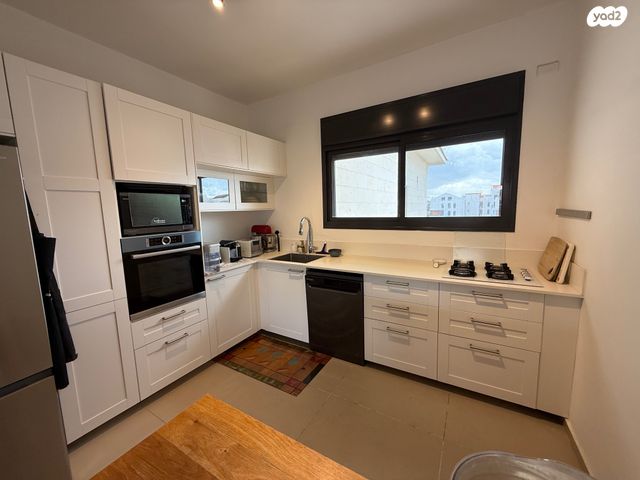 דופלקס, שושנה דמארי, נווה זמר, רעננה