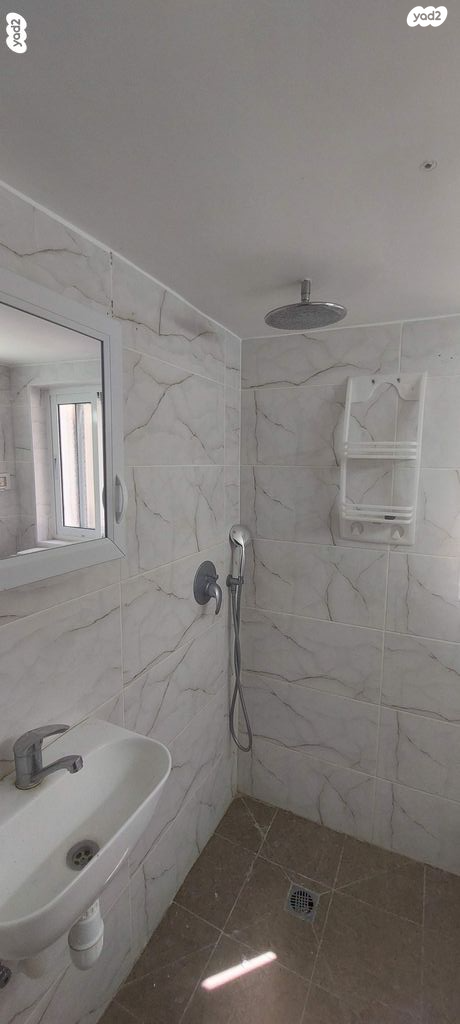 דירה, הפלמ"ח, עמידר, בת ים