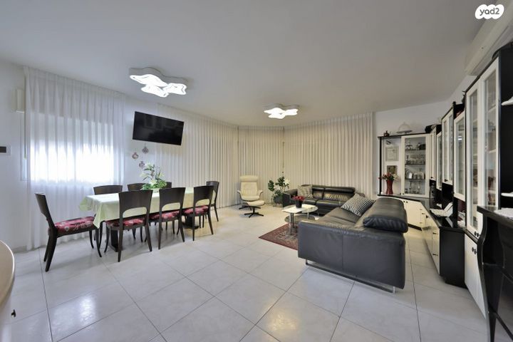 דירת גן, גרושקביץ', מוצקין הותיקה, קרית מוצקין