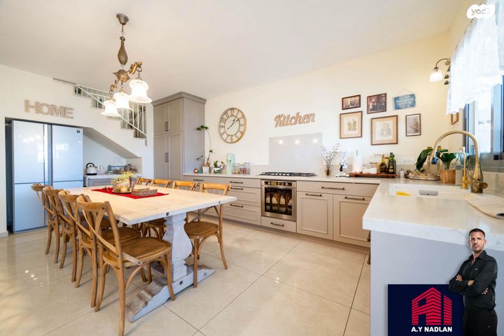 גג/ פנטהאוז, שדרות הרב משה שמואל שפירא, פארק המושבה, באר יעקב