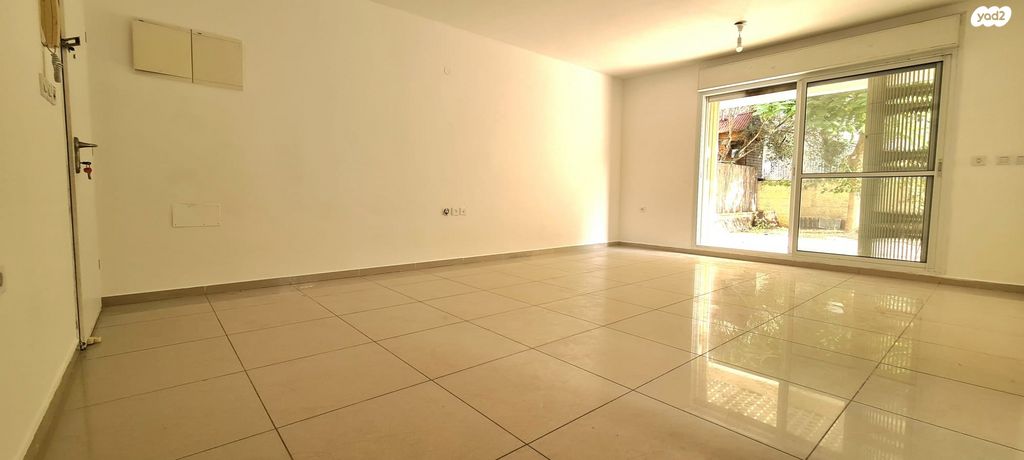 דירת גן, דרך מנחם בגין, מוריה, מודיעין מכבים רעות