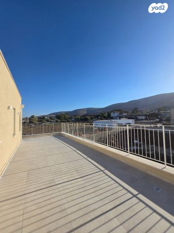 דו משפחתי, הגורן, יבנאל